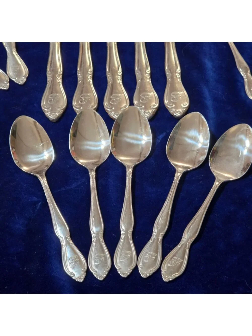 Vtg 23 Pc Stainless Flatware Lot Affection Pattern Taiwan Monogram 